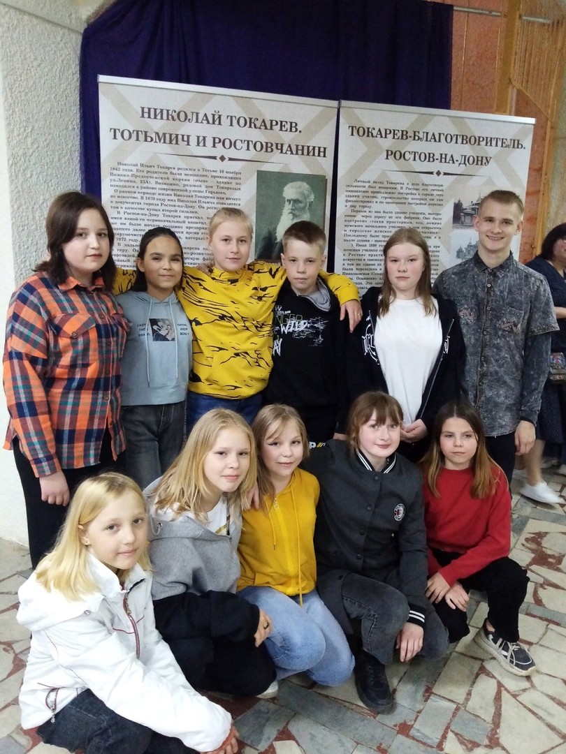 Воспитанники Тотемского центра помощи детям внесли свой вклад в развитие проекта «Кокоревский сад».