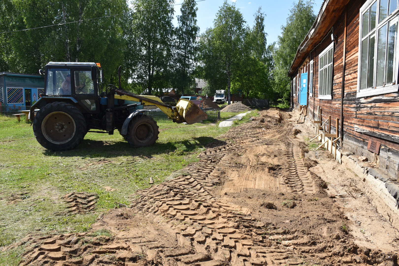 Начат ремонт детского сада в посёлке Советском.