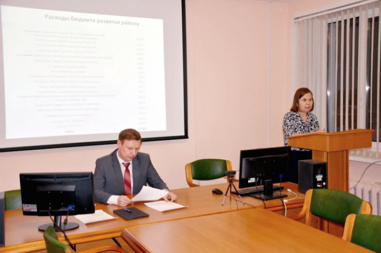 Депутаты Муниципального Собрания приняли бюджет округа на 2023 год.