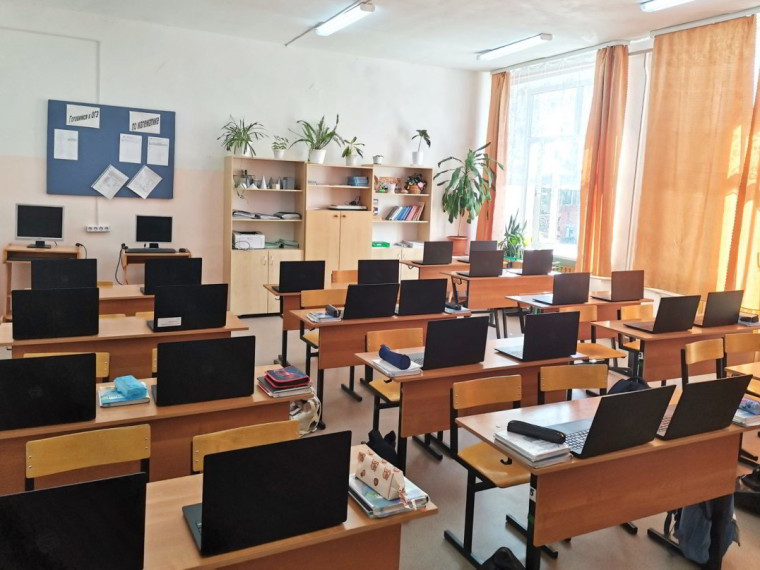 Цифровую образовательную среду оборудуют в Советской школе.