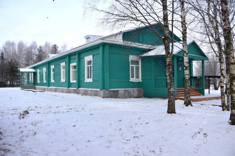 В Мосеево отремонтировали Дом культуры и библиотеку.